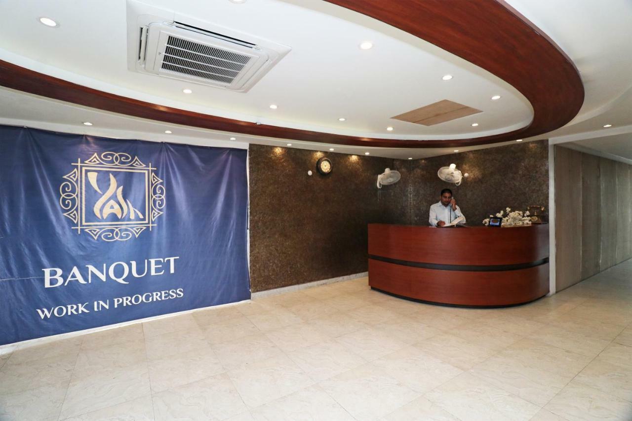 Oyo 5843 Hotel Yash Inn Mirzāpur Екстериор снимка
