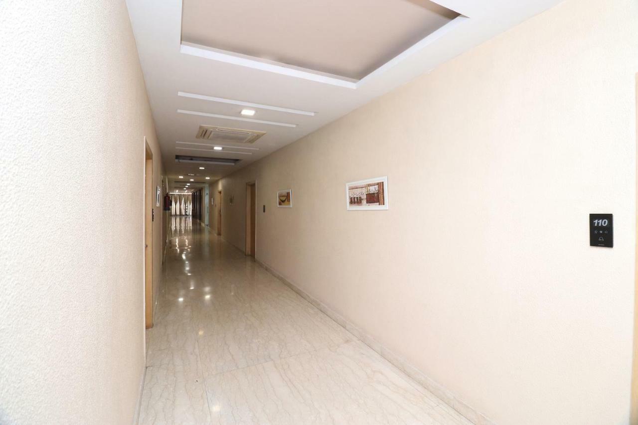 Oyo 5843 Hotel Yash Inn Mirzāpur Екстериор снимка